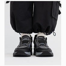 Cargar imagen en el visor de la galería, Men&#39;s Contrast Platform Jogging Warm Sneakers - Curtis &amp; Ivory
