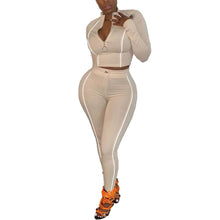Cargar imagen en el visor de la galería, Women 2 Piece Activewear Set Long Sleeve Zip Top Leggings - Curtis &amp; Ivory
